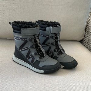 Merrell waterproof boots, size 13 (boy), black and grey